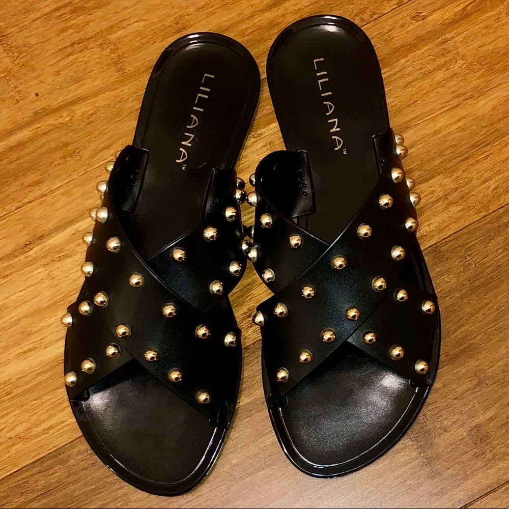 Studded Slides